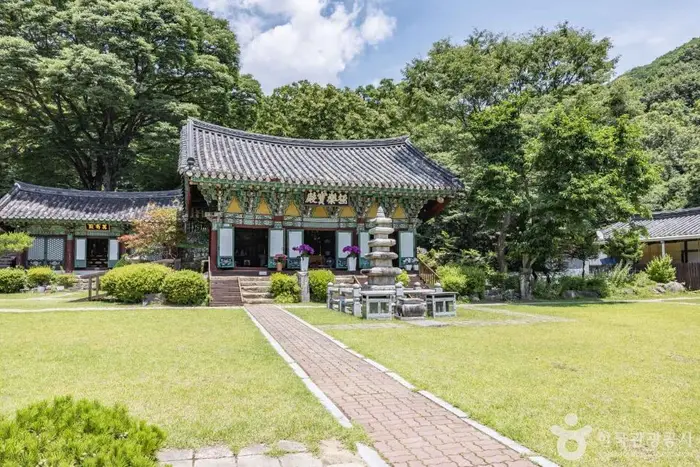 보살사(청주) · 관광지