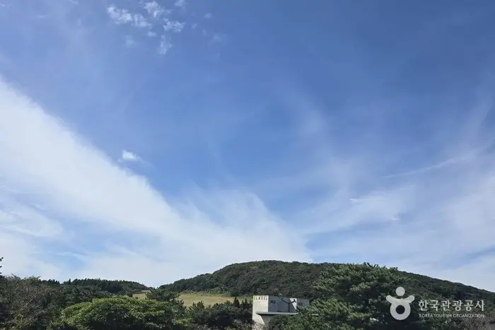 폭낭오름 · 관광지