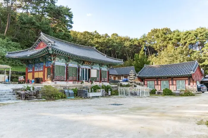 심곡사(익산) · 관광지