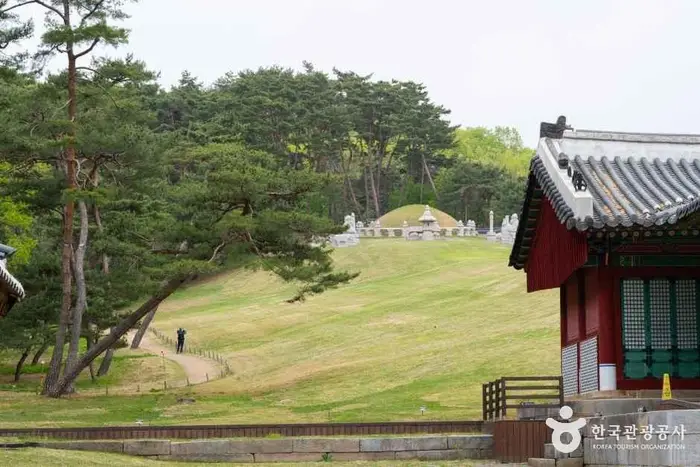 여주 영릉과 영릉 · 관광지