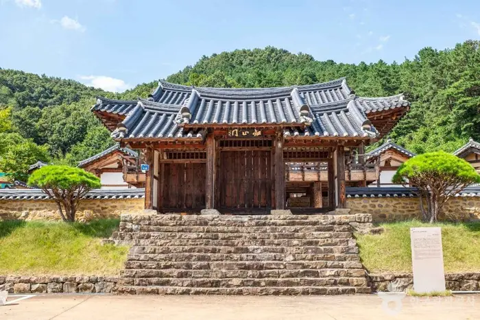 김면장군유적 · 관광지