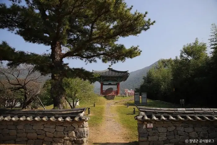 창녕 만옥정공원 · 관광지