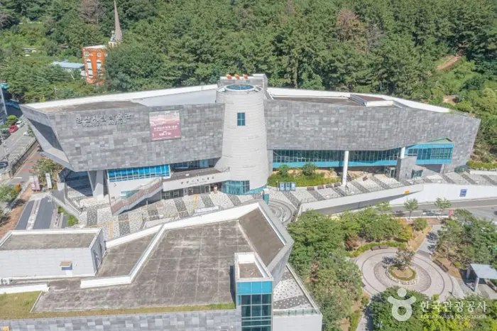 양산시립박물관 · 문화시설