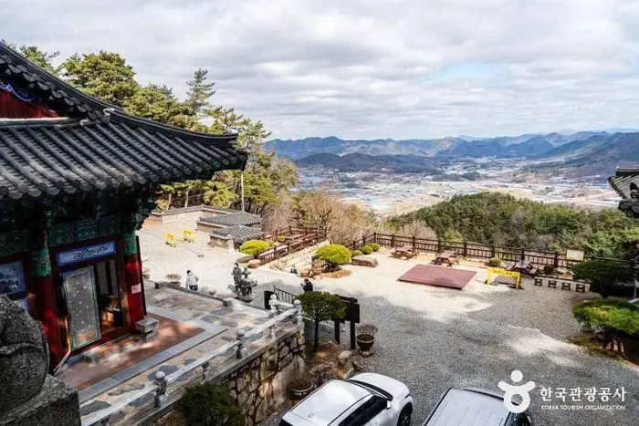용암사(옥천) · 관광지