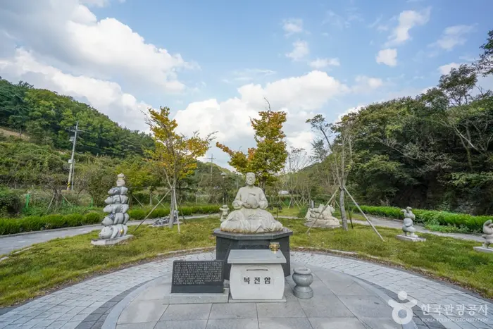 돌할매(영천) · 관광지