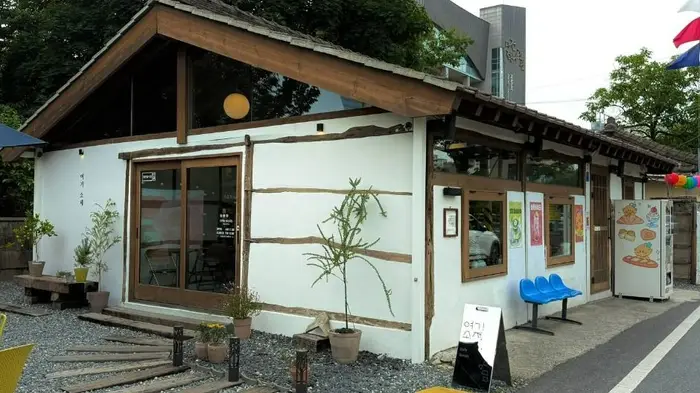 여기소제 · 음식점