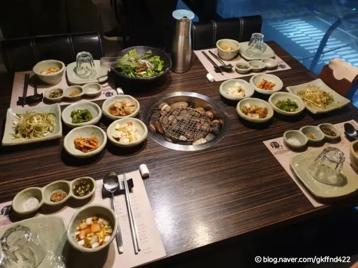 우상 · 음식점