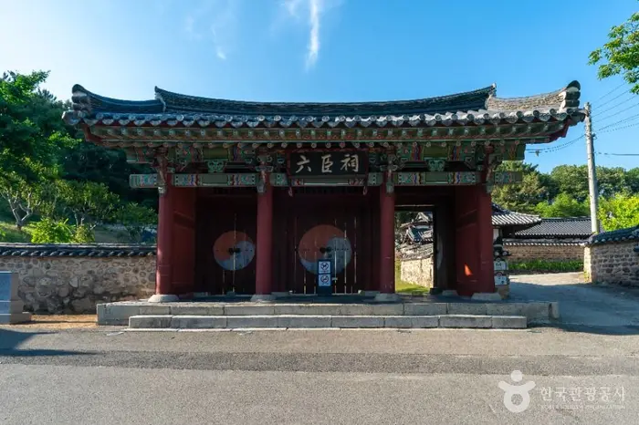 육신사 · 관광지