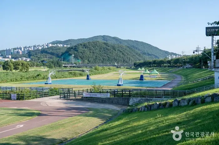 청석공원 · 관광지