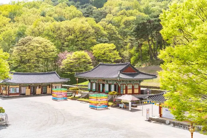 영탑사(당진) · 관광지
