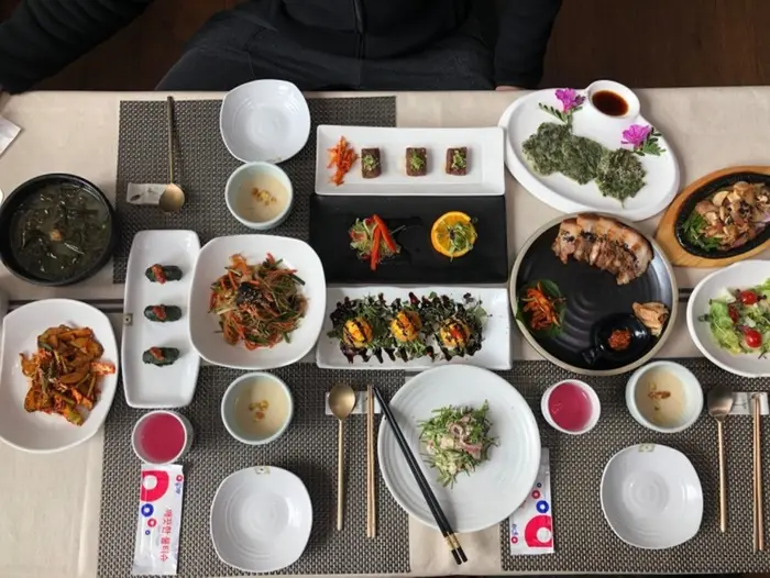 솔반 · 음식점