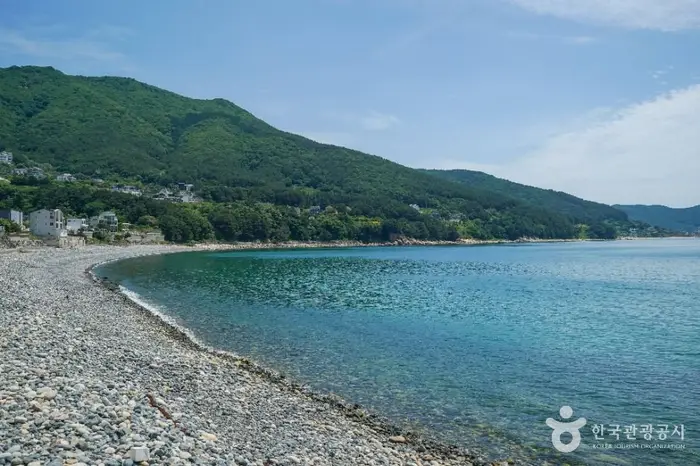 망치몽돌해수욕장 · 관광지
