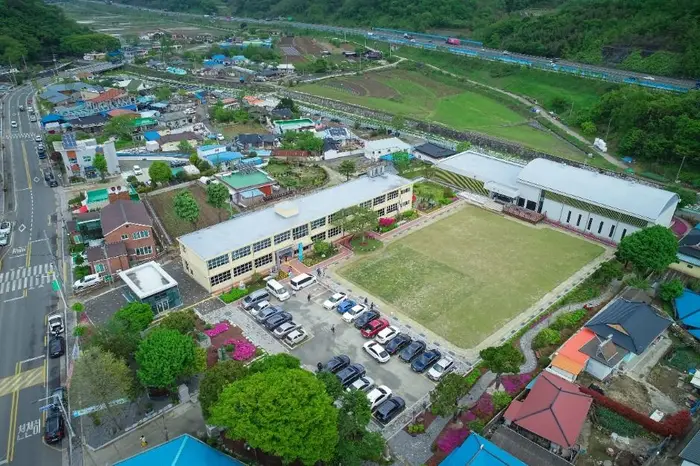 진주 K-기업가정신센터 · 문화시설