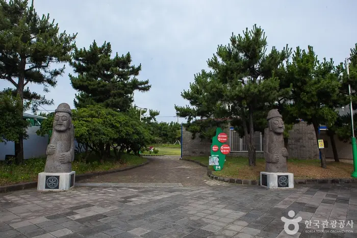 용담레포츠공원 · 관광지