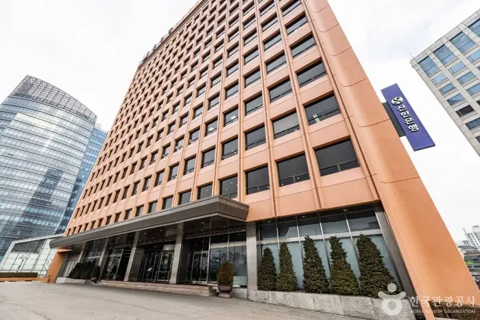 고촌이종근기념관 · 관광지