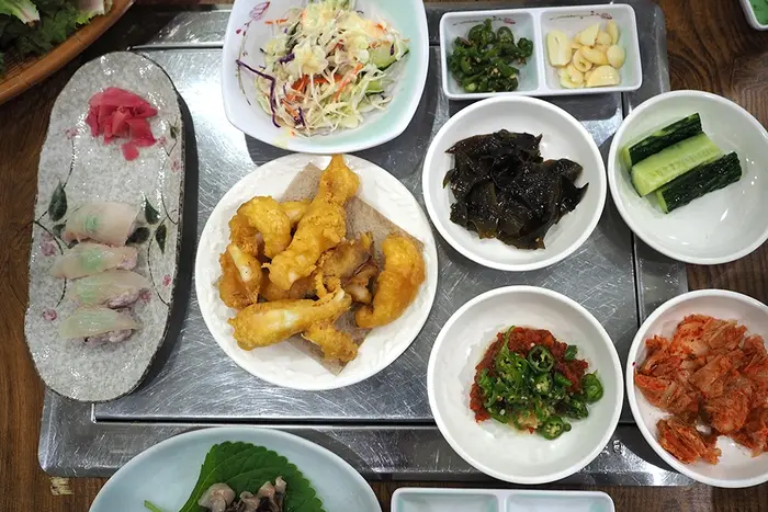 성산포 자연산 회센타 · 음식점