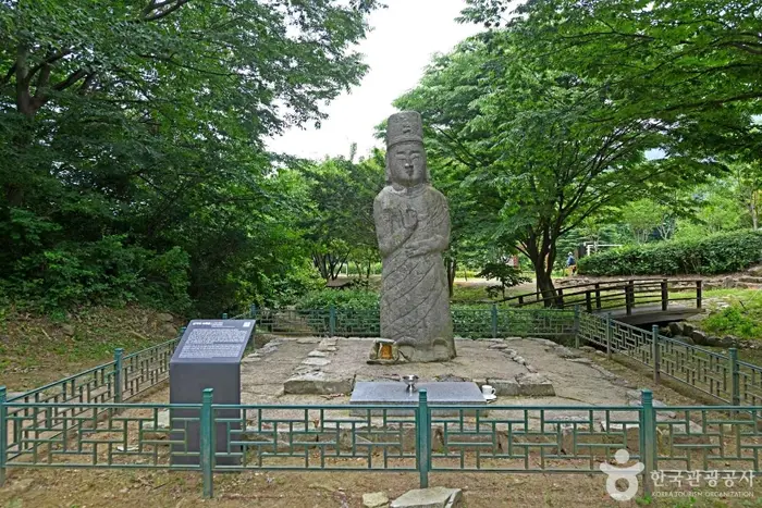 상가리미륵불 · 관광지