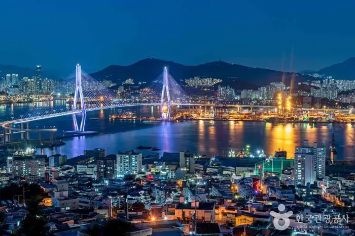 청학배수지 전망대 · 관광지