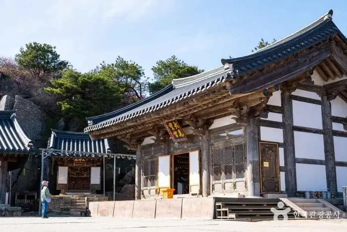 대견사 · 관광지