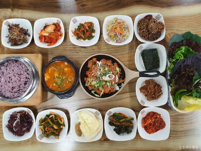 전라도밥상 · 음식점