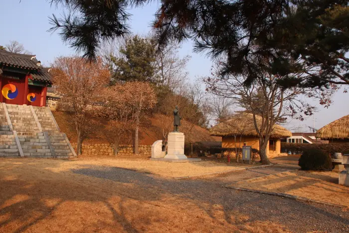 이상설생가 · 관광지