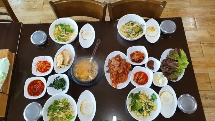 큰곰집 · 음식점