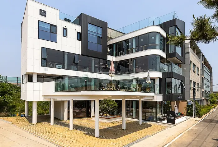 라인25 · 음식점