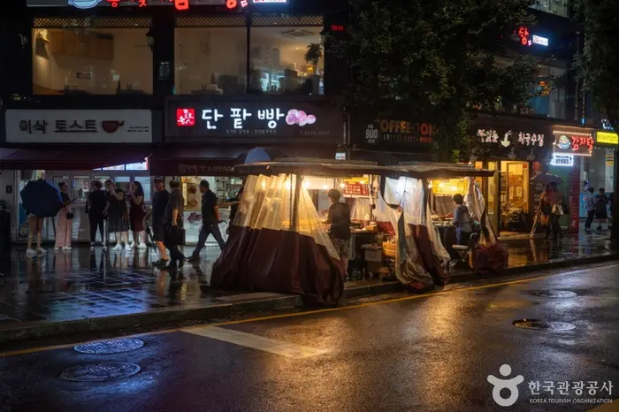 종로3가 포장마차 거리 · 관광지