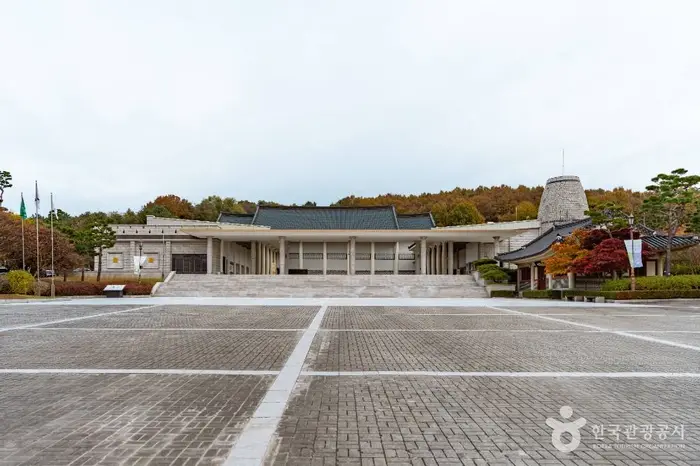 백제군사박물관 · 문화시설