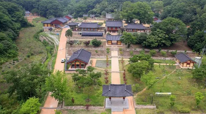 무위사 · 관광지