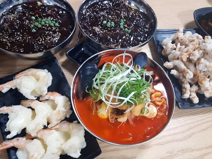 만복짬뽕집 · 음식점