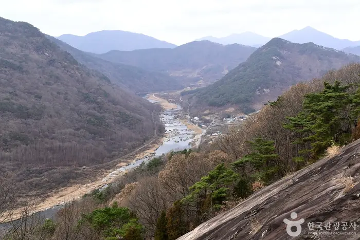 용궐산 · 관광지