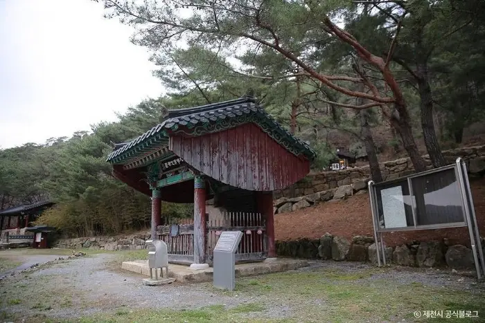 덕주사(제천) · 관광지