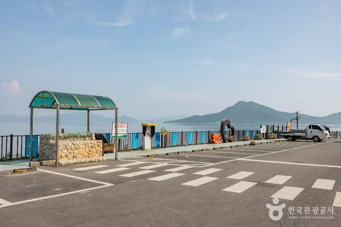 교동도선착장대합실 · 관광지