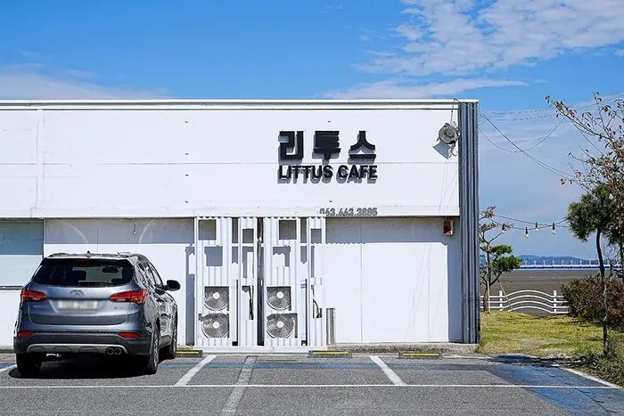 리투스카페 · 음식점