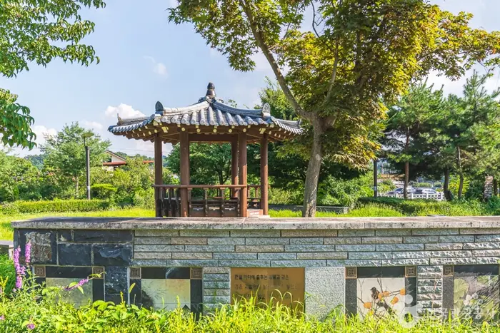친수테마공원 · 관광지