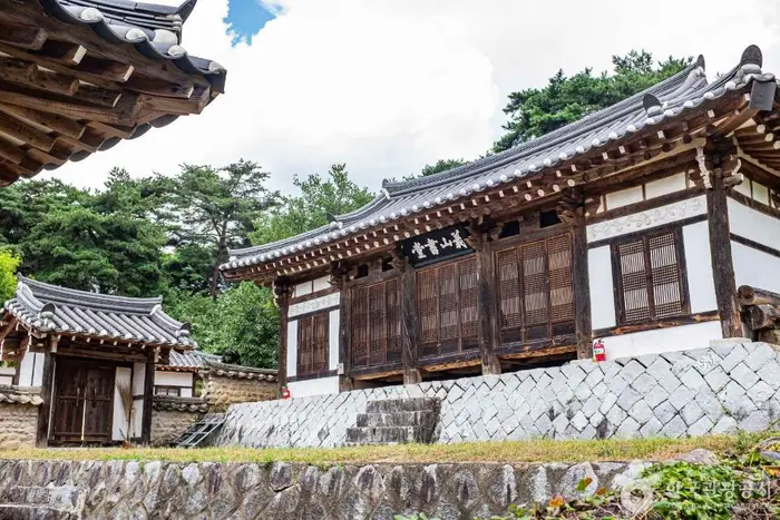 의산서원 · 관광지