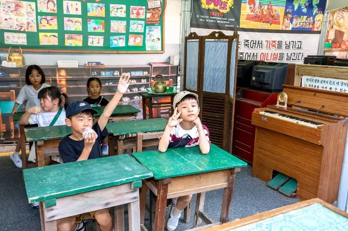 군산시간여행축제 포스터 사진 7