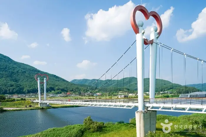 위천수변테마공원 · 관광지