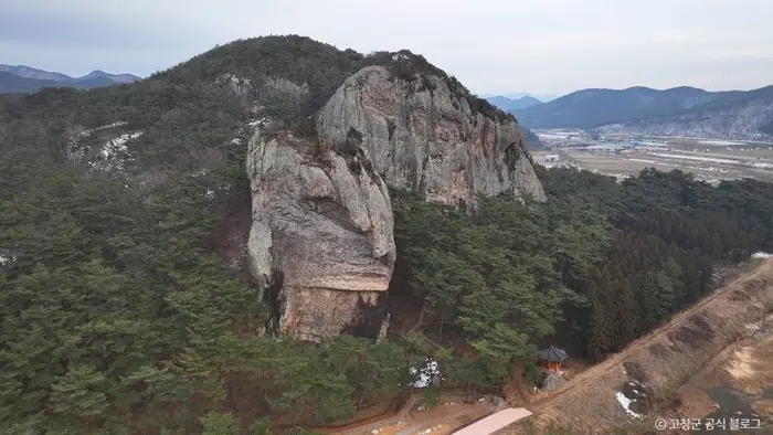 병바위 (전북 서해안 국가지질공원) · 관광지