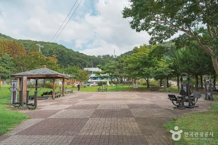 길치문화공원 · 관광지