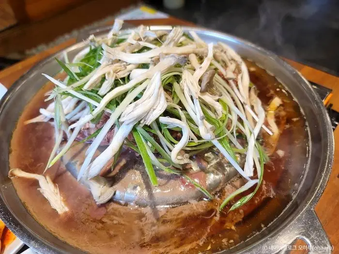 한강회관 · 음식점