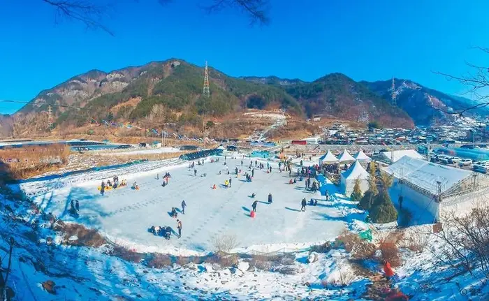 초리넝쿨마을 · 관광지