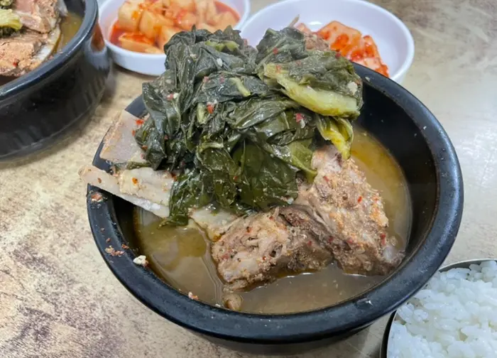 일등식당 · 음식점