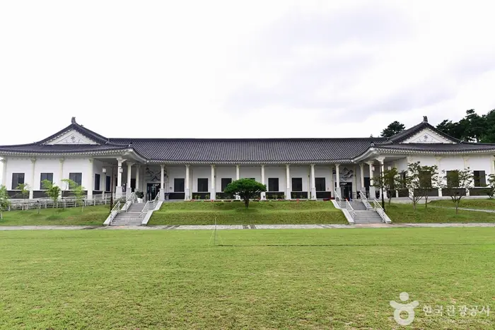 지리산역사문화관 · 문화시설