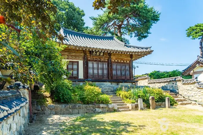 강릉 해운정 · 관광지
