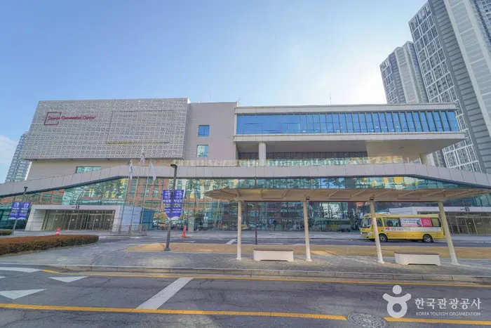 수원컨벤션센터 · 문화시설