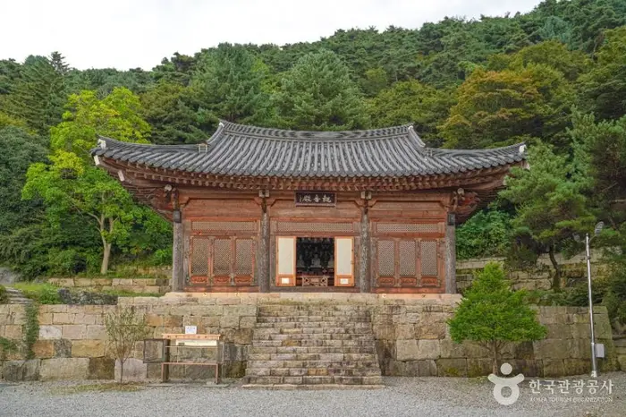 청룡사(김제) · 관광지