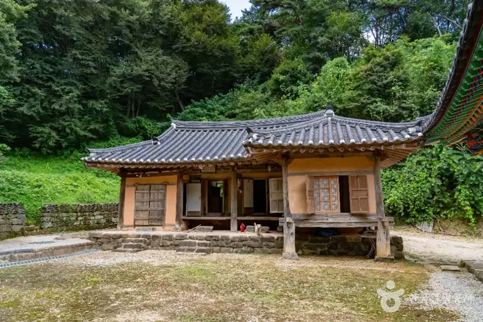 해월암(임실) · 관광지