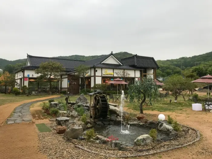 노란우체통 · 음식점